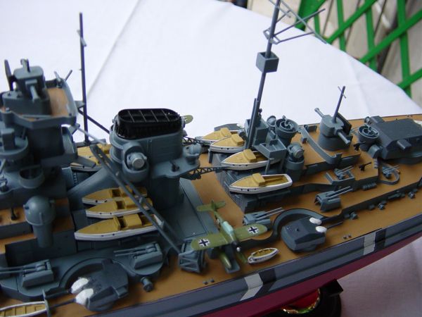 Academy Bismarck model
